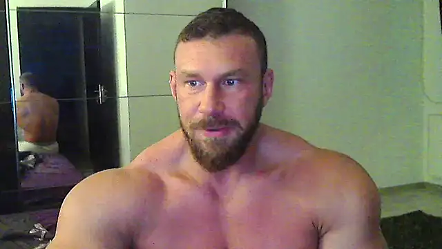muscularkevin online show from May 8, 2026, 3:34 am