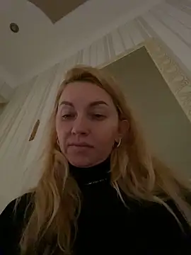 Snapshot of Amazoniiaa chatting on January 12, 2025, 10:56 am Amazoniiaa online show from January 12, 2025, 10:56 am