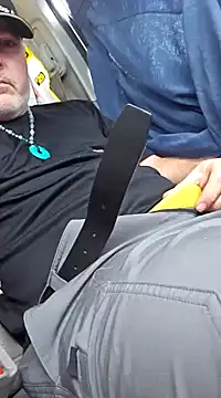 Hotredheadandtoungelasher online show from February 8, 2025, 6:44 pm