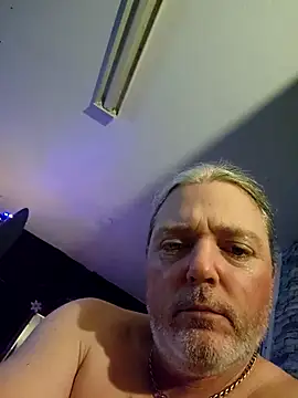 Hotredheadandtoungelasher online show from December 21, 2025, 12:34 pm