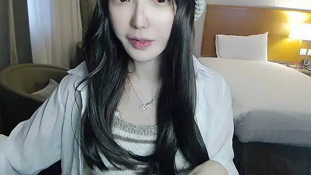 Snapshot of TBgril chatting on January 10, 2026, 8:05 am TBgril online show from January 10, 2026, 8:05 am