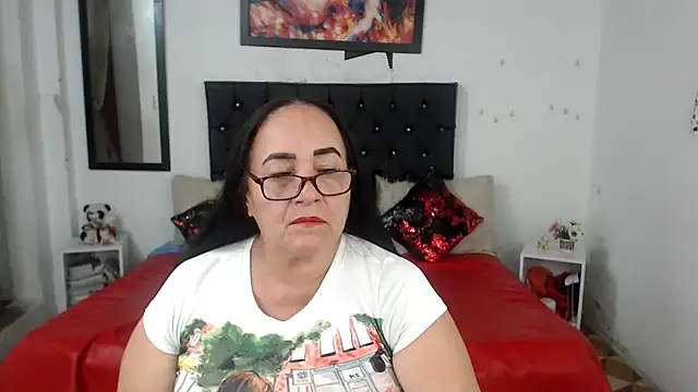 Sweetbigcatt online show from January 26, 2025, 4:09 am