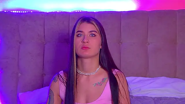 Snapshot of RachelSimpson chatting on March 18, 2025, 6:26 pm RachelSimpson online show from March 18, 2025, 6:26 pm