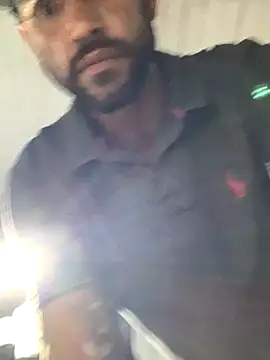 raphadoors19 online show from October 23, 2025, 11:46 pm