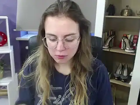 Snapshot of Zoey_Erotic chatting on January 2, 2025, 11:41 am Zoey Erotic online show from January 2, 2025, 11:41 am