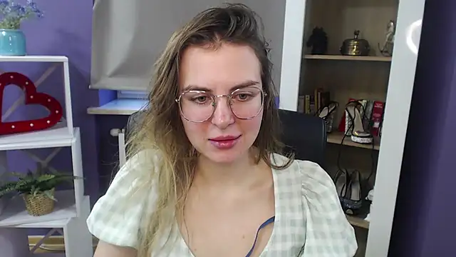 Snapshot of Zoey_Erotic chatting on January 7, 2025, 8:56 am Zoey Erotic online show from January 7, 2025, 8:56 am
