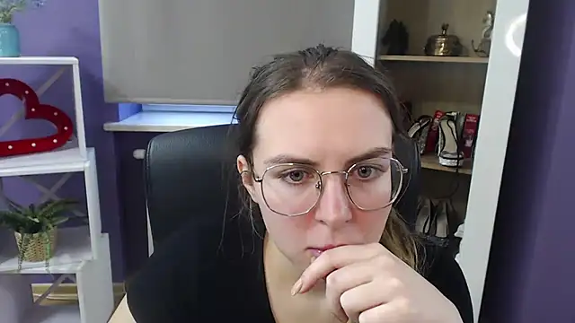Snapshot of Zoey_Erotic chatting on January 14, 2025, 8:52 am Zoey Erotic online show from January 14, 2025, 8:52 am
