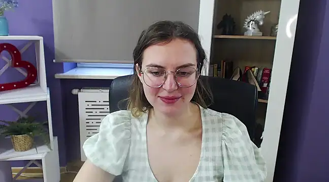 Snapshot of Zoey_Erotic chatting on February 10, 2025, 9:14 am Zoey Erotic online show from February 10, 2025, 9:14 am