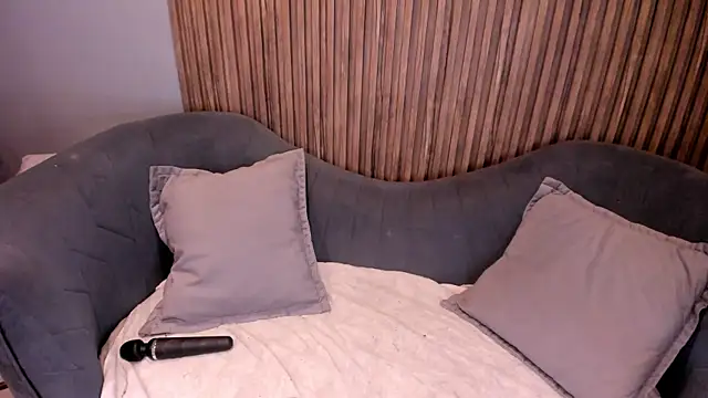 Sariitaa  online show from January 14, 2026, 2:23 pm