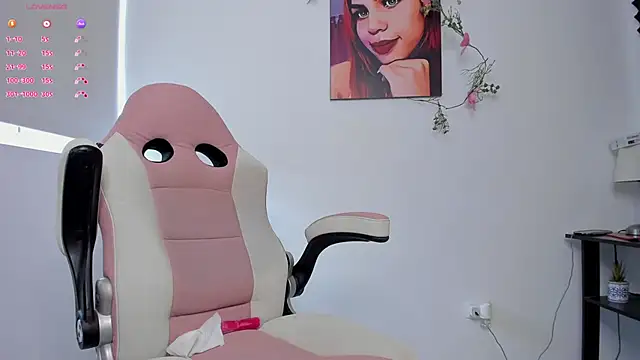 girl dollxx online show from May 8, 2026, 4:34 pm