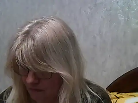 Snapshot of Diana_49 chatting on February 5, 2025, 7:20 pm Diana 49 online show from February 5, 2025, 7:20 pm