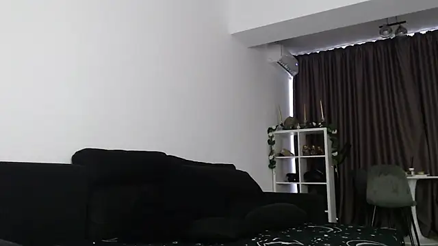 Snapshot of _DylanGreen chatting on October 14, 2025, 8:48 am  DylanGreen online show from October 14, 2025, 8:48 am