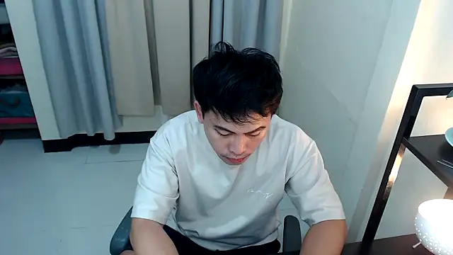 Snapshot of princeJayX chatting on October 1, 2025, 12:38 am princeJayX online show from October 1, 2025, 12:38 am