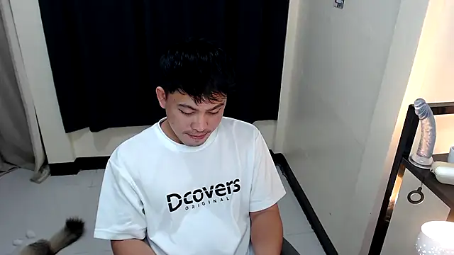 Snapshot of princeJayX chatting on October 20, 2025, 1:50 am princeJayX online show from October 20, 2025, 1:50 am