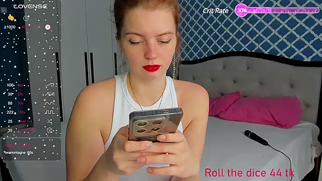 Snapshot of Busty_Redhead chatting on January 22, 2025, 10:29 am Busty Redhead online show from January 22, 2025, 10:29 am