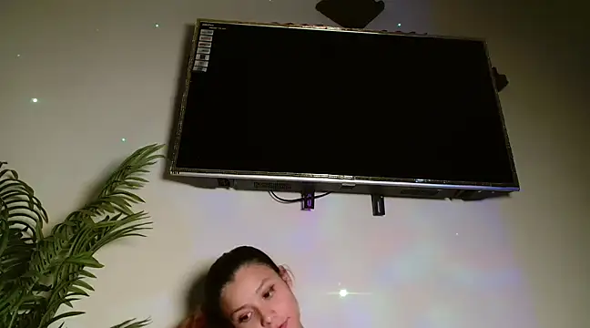 3littleschoolteens online show from January 29, 2025, 8:08 am