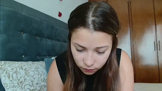 3littleschoolteens online show from April 30, 2026, 6:14 pm