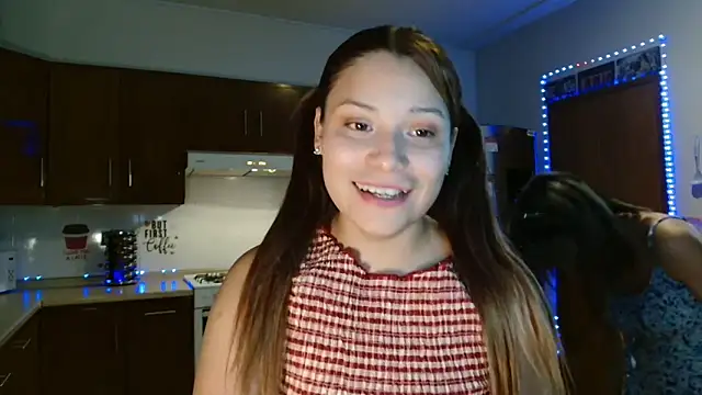 3littleschoolteens online show from May 1, 2026, 9:25 am