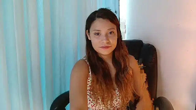 3littleschoolteens online show from June 13, 2026, 9:46 pm