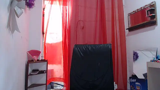 heyline milf online show from May 8, 2026, 7:52 pm