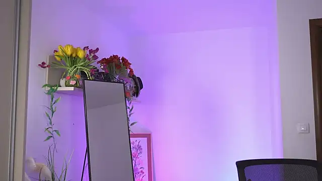 Snapshot of Amaliamour chatting on March 2, 2025, 3:45 am Amaliamour online show from March 2, 2025, 3:45 am