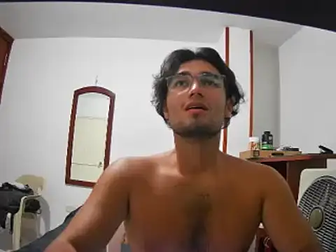 lechero226 online show from January 9, 2026, 2:14 am