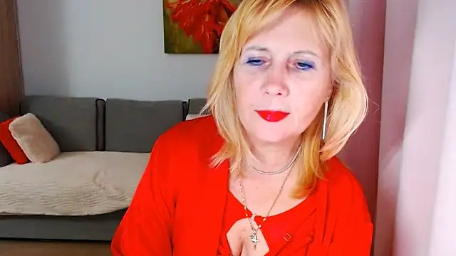 Magic Blondie online show from December 3, 2024, 11:13 pm