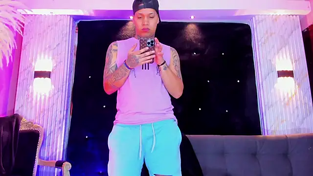 Snapshot of Marco_Reusxxx chatting on October 11, 2025, 4:44 am Marco Reusxxx online show from October 11, 2025, 4:44 am
