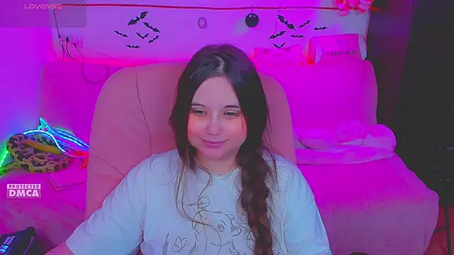 Lolisuccub online show from April 26, 2026, 2:15 pm