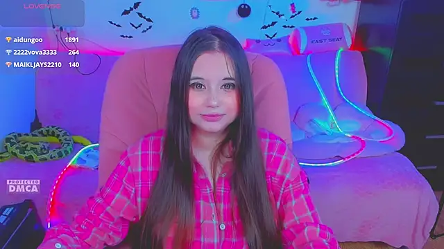 Lolisuccub online show from May 3, 2026, 4:02 pm