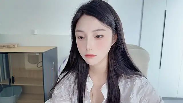 Snapshot of HaagenDazs_ chatting on June 24, 2026, 3:27 am HaagenDazs online show from June 24, 2026, 3:27 am
