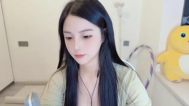 Snapshot of HaagenDazs_ chatting on July 31, 2026, 3:50 am HaagenDazs online show from July 31, 2026, 3:50 am