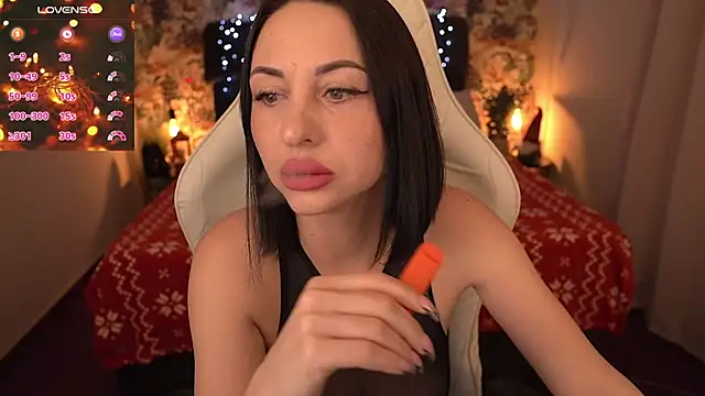 Snapshot of KristiiMax chatting on December 24, 2024, 6:28 pm KristiiMax online show from December 24, 2024, 6:28 pm