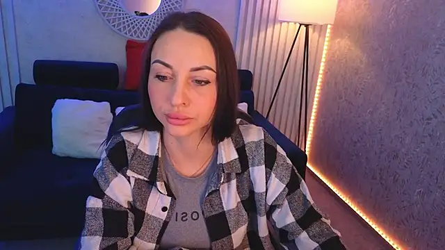 Snapshot of KristiiMax chatting on February 19, 2026, 2:13 pm KristiiMax online show from February 19, 2026, 2:13 pm