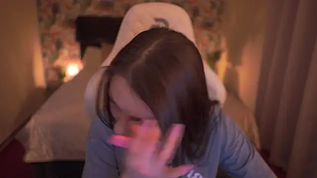 Snapshot of KristiiMax chatting on March 21, 2026, 4:54 pm KristiiMax online show from March 21, 2026, 4:54 pm