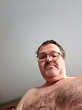 Snapshot of mike9473 chatting on March 17, 2026, 6:39 am mike9473 online show from March 17, 2026, 6:39 am