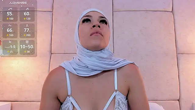 aisha vs online show from December 23, 2024, 12:08 pm