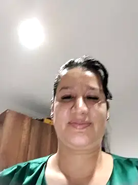 keilymadam online show from May 6, 2026, 4:34 pm