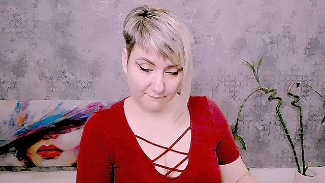 Djullia online show from June 5, 2026, 6:52 am