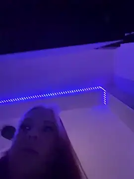 Snapshot of AnjaAmelia chatting on February 26, 2026, 7:24 pm AnjaAmelia online show from February 26, 2026, 7:24 pm