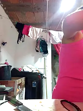 Snapshot of annie-19 chatting on December 19, 2024, 6:34 pm annie-19 online show from December 19, 2024, 6:34 pm