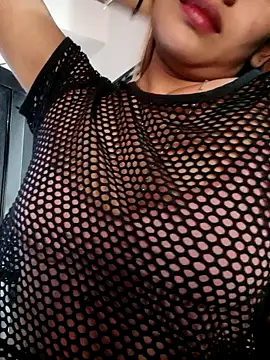 Snapshot of annie-19 chatting on January 11, 2025, 5:07 pm annie-19 online show from January 11, 2025, 5:07 pm