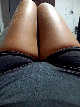 Snapshot of annie-19 chatting on January 12, 2025, 2:30 pm annie-19 online show from January 12, 2025, 2:30 pm