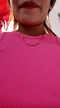 Snapshot of annie-19 chatting on January 25, 2025, 6:35 pm annie-19 online show from January 25, 2025, 6:35 pm