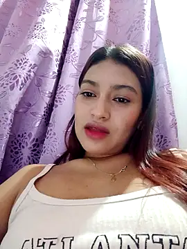 Snapshot of annie-19 chatting on October 24, 2025, 3:41 pm annie-19 online show from October 24, 2025, 3:41 pm