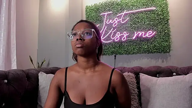 Snapshot of nilosolem chatting on March 28, 2026, 7:46 pm nilosolem online show from March 28, 2026, 7:46 pm