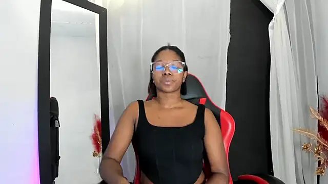 nilosolem online show from June 19, 2026, 7:28 pm