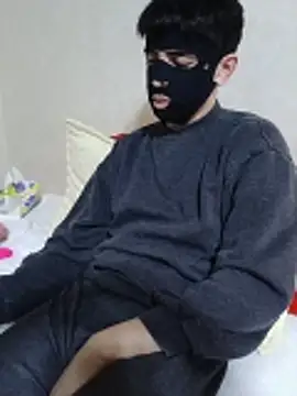 arabqueen online show from March 3, 2026, 8:37 pm