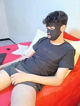 arabqueen online show from April 29, 2026, 9:21 pm