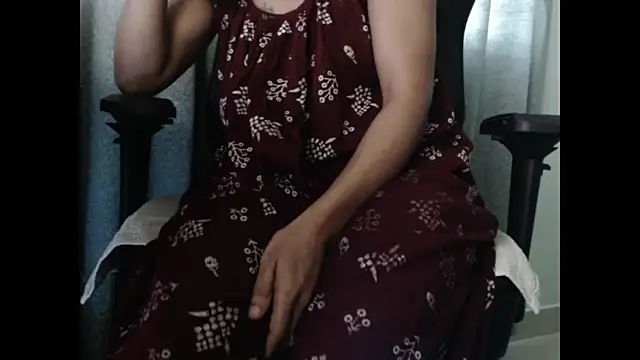 CuteRhea69 online show from May 8, 2026, 11:48 am
